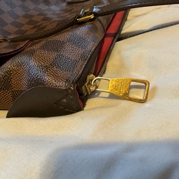 Louis Vuitton Damier Ebene Totally MM - Picture 7 of 14